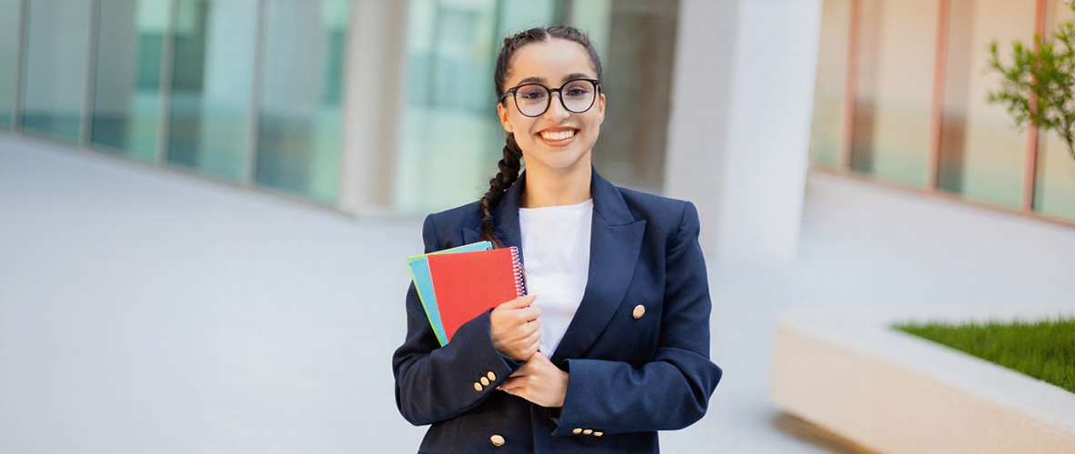 Contabilidad vs Administración de Empresas: diferencias clave y cómo elegir carrera en la UCG