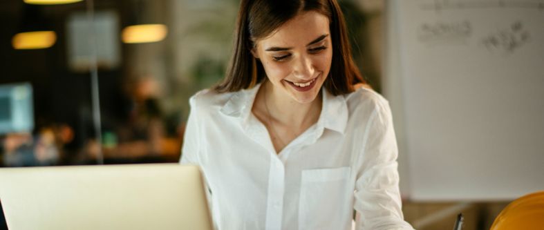 Merca y Administración: ¿Por qué estudiarlas como una sola carrera aumenta tus oportunidades laborales?